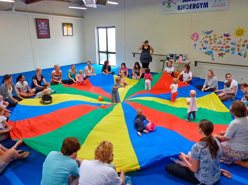 seacliff-kindergym-photo-gallery-fun-with-parachute