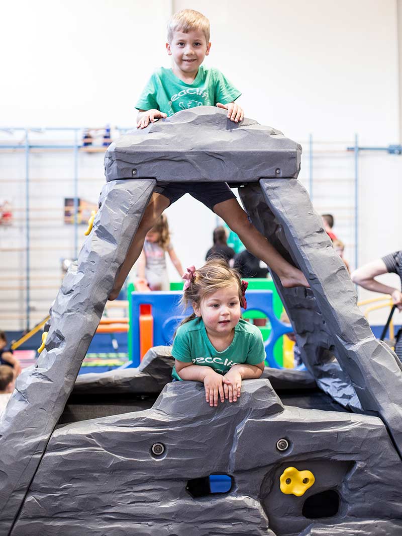 Seacliff Kindergym climbing